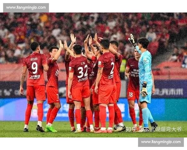 透视中超比赛数据背后的战术博弈与球队兴衰密码全景解读与未来趋势展望 - 副本